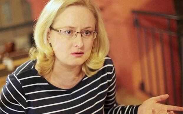 Vládne tu zloba, zášť a svár, že i „kavárna“ začíná obracet. To je dobře. Jen Pajerová a „Šafrovo fórum“ stále prudí