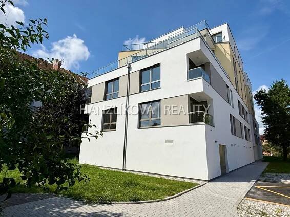 prodej novostavby bytu 3+kk s lodžií, byt číslo B.21, residence Hálkova, ČB - již dokončeno