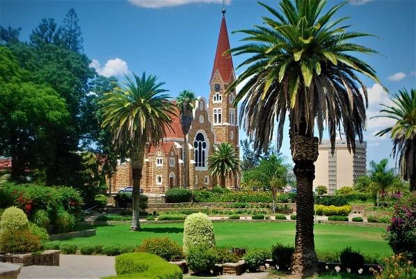 Windhoek – vstupná brána do čarovnej Namíbie