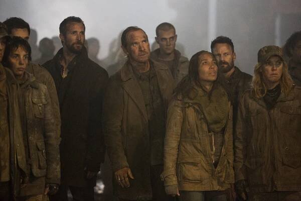 Falling Skies - Exodus - Z filmu - Noah Wyle, Will Patton