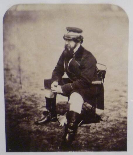 Shadows of War: Roger Fenton, War Photographer – Elizabeth Hawksley