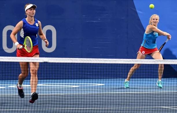 Sérii českých neúspěchů prosvětlila senzace Vondroušové na úkor domácí hvězdy
