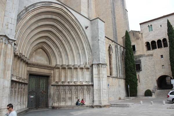 20 coolest day trips from Barcelona. - TravelFamilyBlog