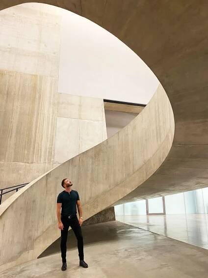 Cultivate work-life balance | About Simon Tomkins 