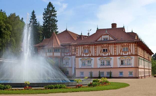 Hotel JURKOVIČŮV DŮM (Východní Morava, Luhačovice)