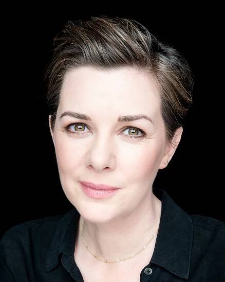 Joanne-Crawford-Headshot-8x10-Web-01.jpg