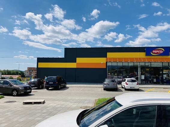 Koupě retail parku s prodejnou potravin v Kuřimi | Nemovitostní fondy
