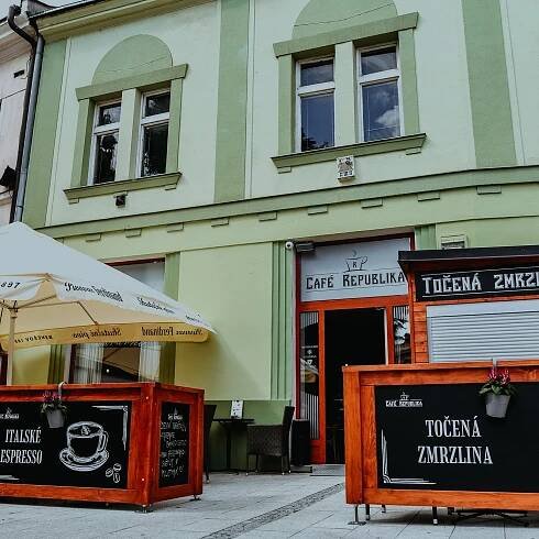 CAFE REPUBLIKA, Holesov - Restaurant Reviews, Photos & Phone Number - Tripadvisor