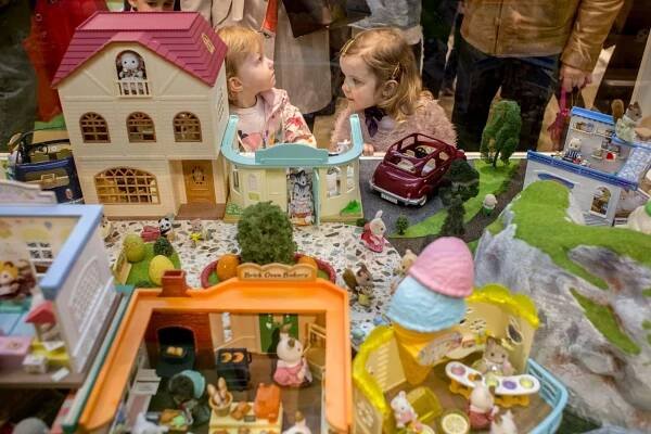 Známé hračkářství Hamleys v Praze končí. Místo něj vznikne zábavní centrum