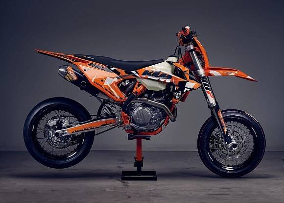2000px_ElliotGrondahl_KTM450_181216_12328