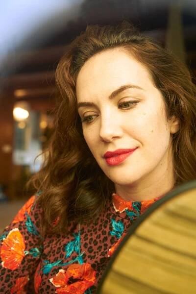 Michael Dueñas - Kate Siegel