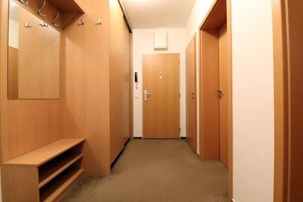 Pronájem bytu 2+kk 56 m², Václava Rady, Praha, Praha