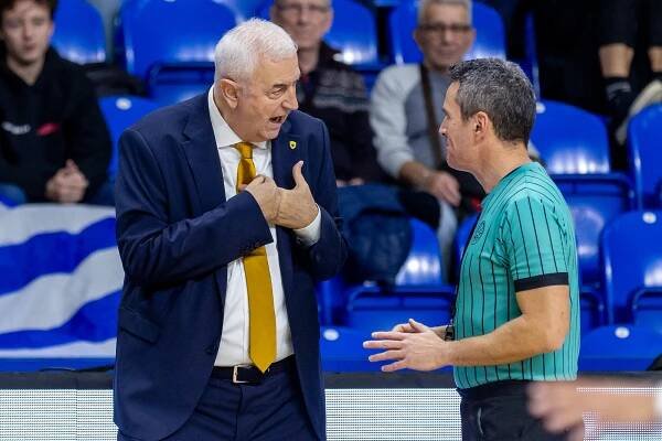 OBRAZEM: Liga mistrů v Opavě bavila. Drama pro Maccabi