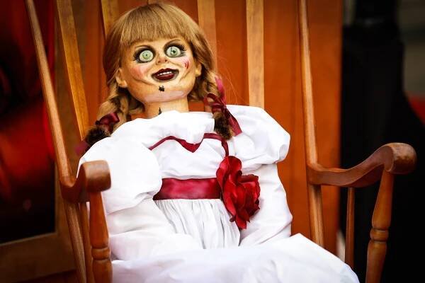 Twitter Lights Up with Jokes Over Real-Life Annabelle Doll Escaping The Conjuring Museum Hoax
