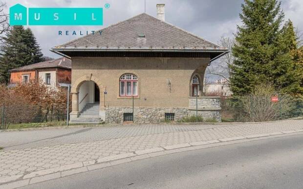 Prodej Čechmánkovy vily v žádané lokalitě města Jeseníku | Musil Reality