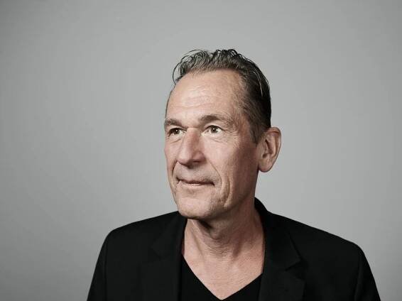 Mathias Döpfner: "Die ossis sind entweder Kommunisten oder faschisten"