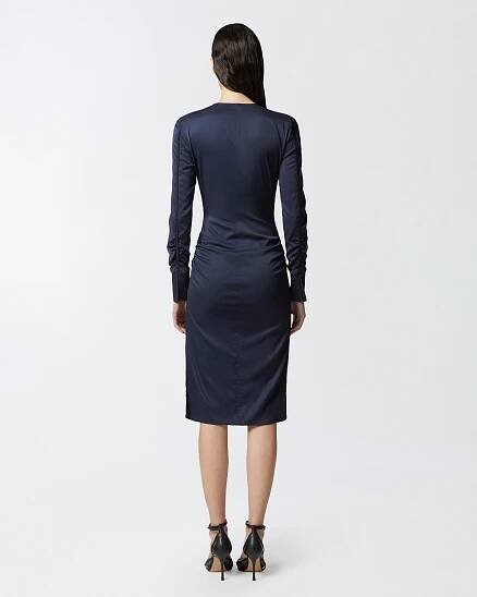 Midi dress with metal hooks 2