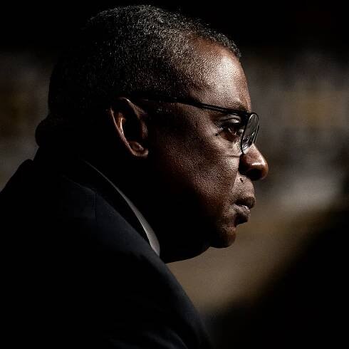 Lloyd Austin’s Hidden Diagnosis: Why Some People Keep Serious Illnesses Private