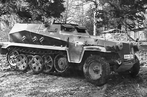 Sd.Kfz. 250/7 ausf A (Trupp) 64 Kradsch.Btl STALINGRAD — Dmitry Bushmakow Restoration