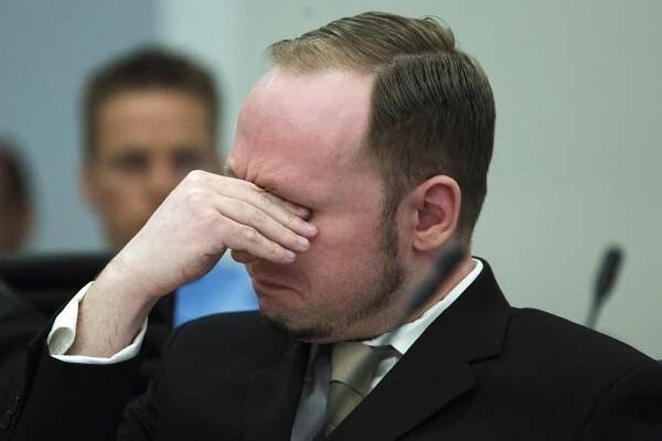 Breivik u soudu