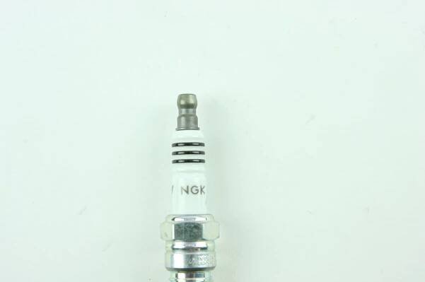 Set of 8 NGK 7397 Iridium IX Performance Spark Plugs TR5IX - Image 6