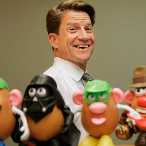 Brian Goldner, Hasbro Executive With Hollywood Vision, Dies at 58