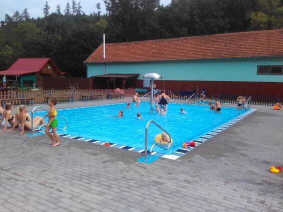 koupaliste korycany maly bazen