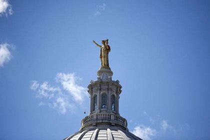 Wisconsin Republicans move to amend constitution as Assembly session winds to a close