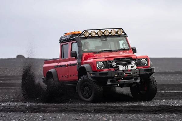 INEOS Grenadier Trialmaster X LETECH - auto-mania.cz