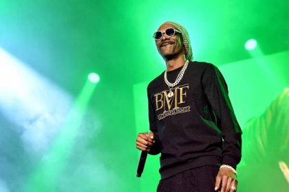 Snoop Dogg Is Planning To Launch A Hot Dog Brand Called "Snoop Doggs"