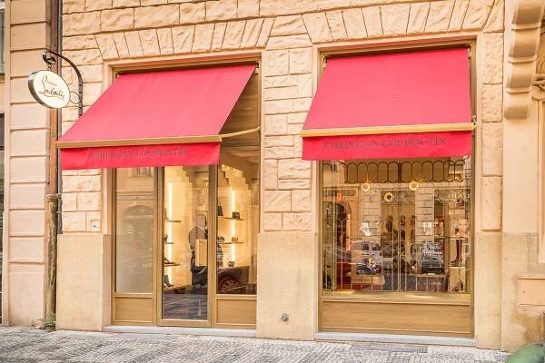 Obuv Christian Louboutin otvírá vlastní butik v Praze