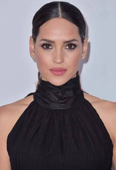 Adria Arjona