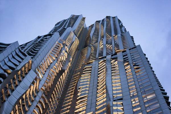 Frank Gehry Buildings - The Architect's Look