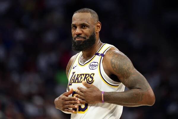 LeBron James news & latest pictures from Newsweek.com