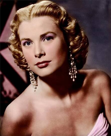 Grace Kelly 16
