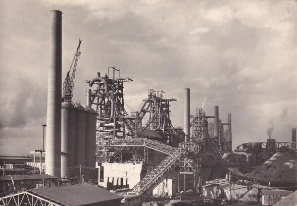 ► pohled - OSTRAVA - KUNČICE - nová huť KLEMENTA GOTTVALDA - D - Pohlednice místopis