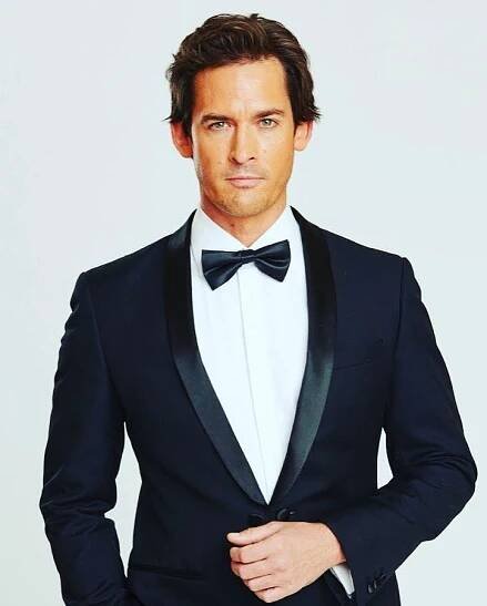 Will Kemp Biography (Age, Height, Weight, Girlfriend, Family, Career & Hallmark Movies)