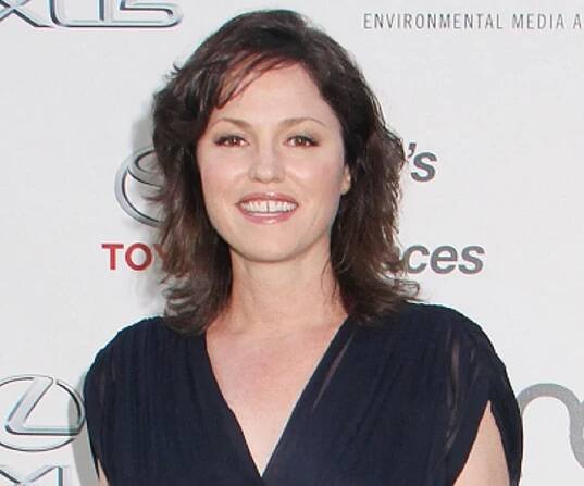 Jorja Fox Biography - Facts, Childhood, Family Life & Achievements