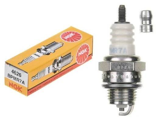 ZAPALOVACÍ SVÍČKA NGK BPMR7A PILA HUSQVARNA 340 345 MAKITA DCS34 DOLMAR