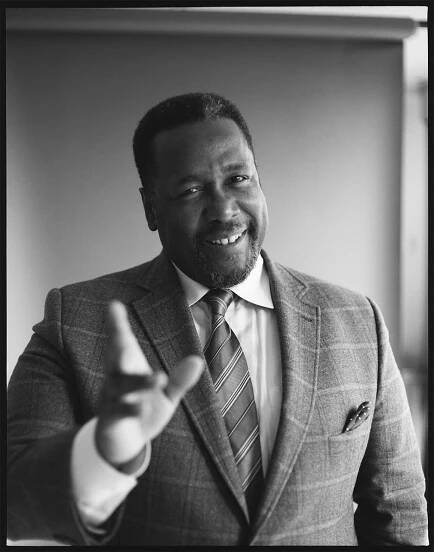 Wendell Pierce — Suzie Howell