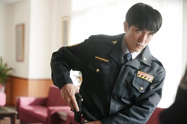 Roy Chiu - The 9th Precinct - Z filmu