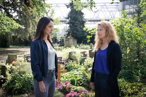 Stubbe – Familie in Gefahr - Z filmu - Stephanie Stumph, Julia Uttendorfer