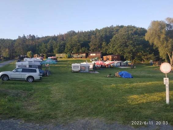 Kemp Wilsonka - Dalešická přehrada 06/2022 - Caravan24.cz
