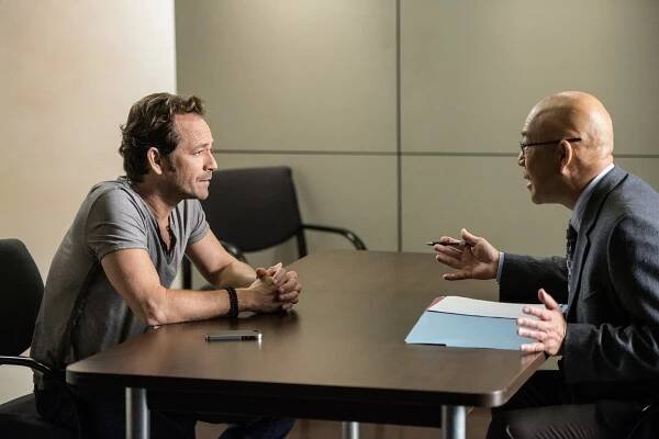 Closer: Nové případy - Utržení ze řetězu - Z filmu - Luke Perry, Michael Paul Chan