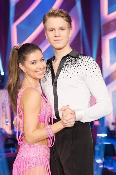Vítězka StarDance Veronika odjela do Brazílie. Bude tančit na karnevalu v Riu