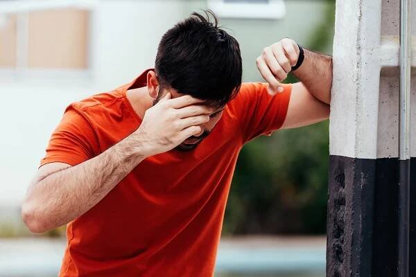 Vertigo: Causes, Symptoms, and Treatment
