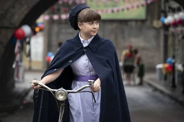 Megan Cusack - Actress