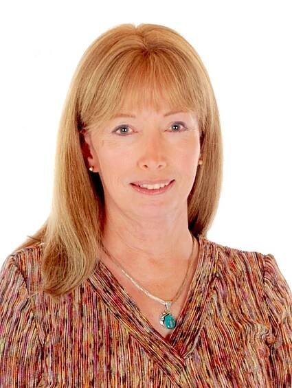 Soubor:Lynn Conway July 2006.jpg – Wikipedie