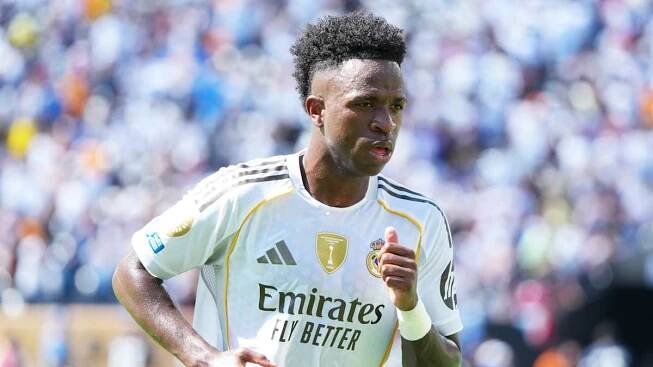 Fußball Transfer-Gerüchte heute: Real Madrid auch offen für Vini-Verkauf? Sancho hofft auf BVB-Rückkehr