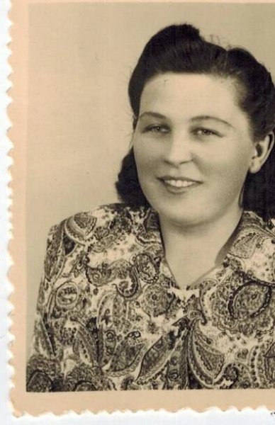 Božena Klusáková (1925 - 2017)